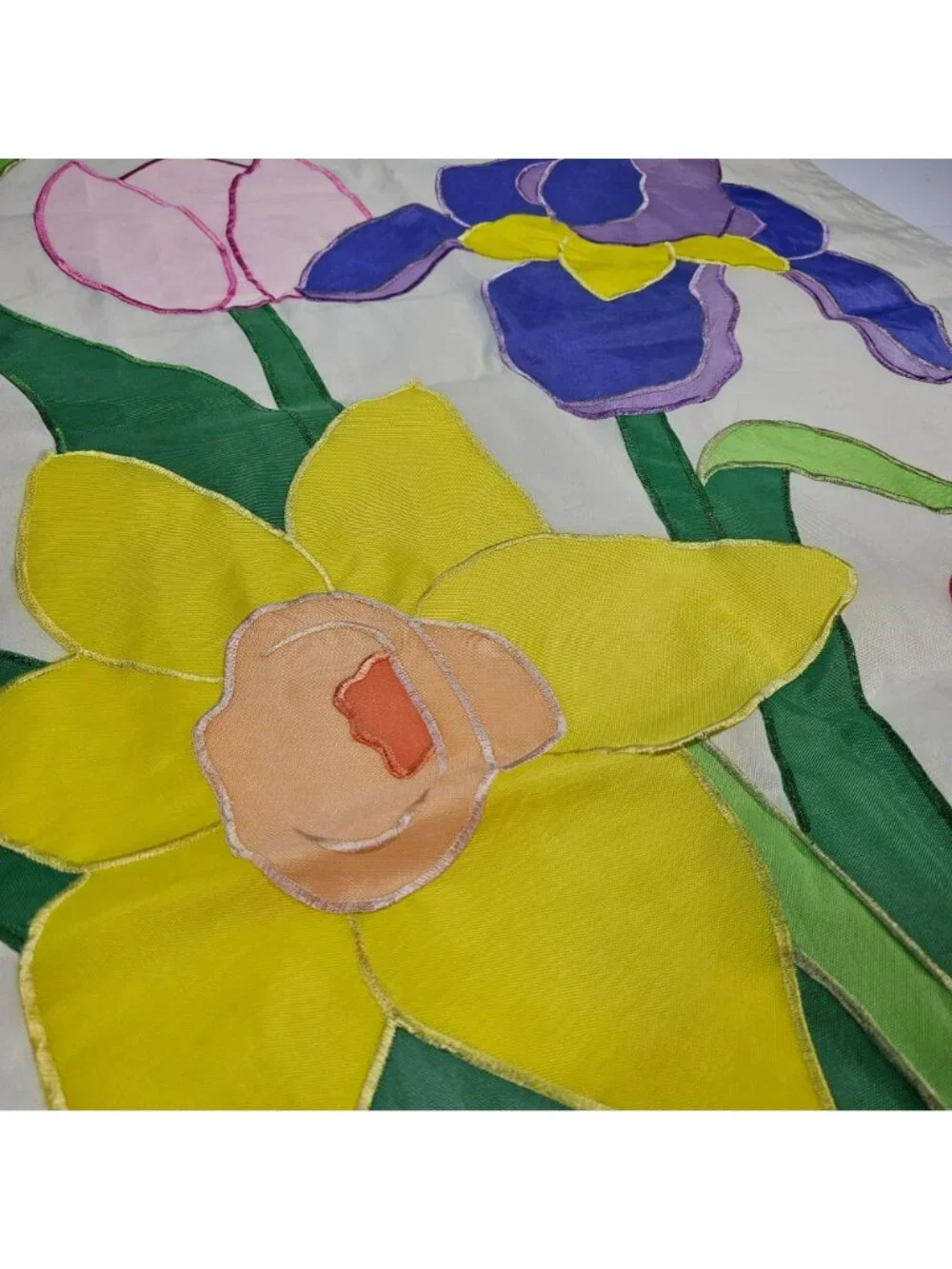 Unbranded vintage daffodil